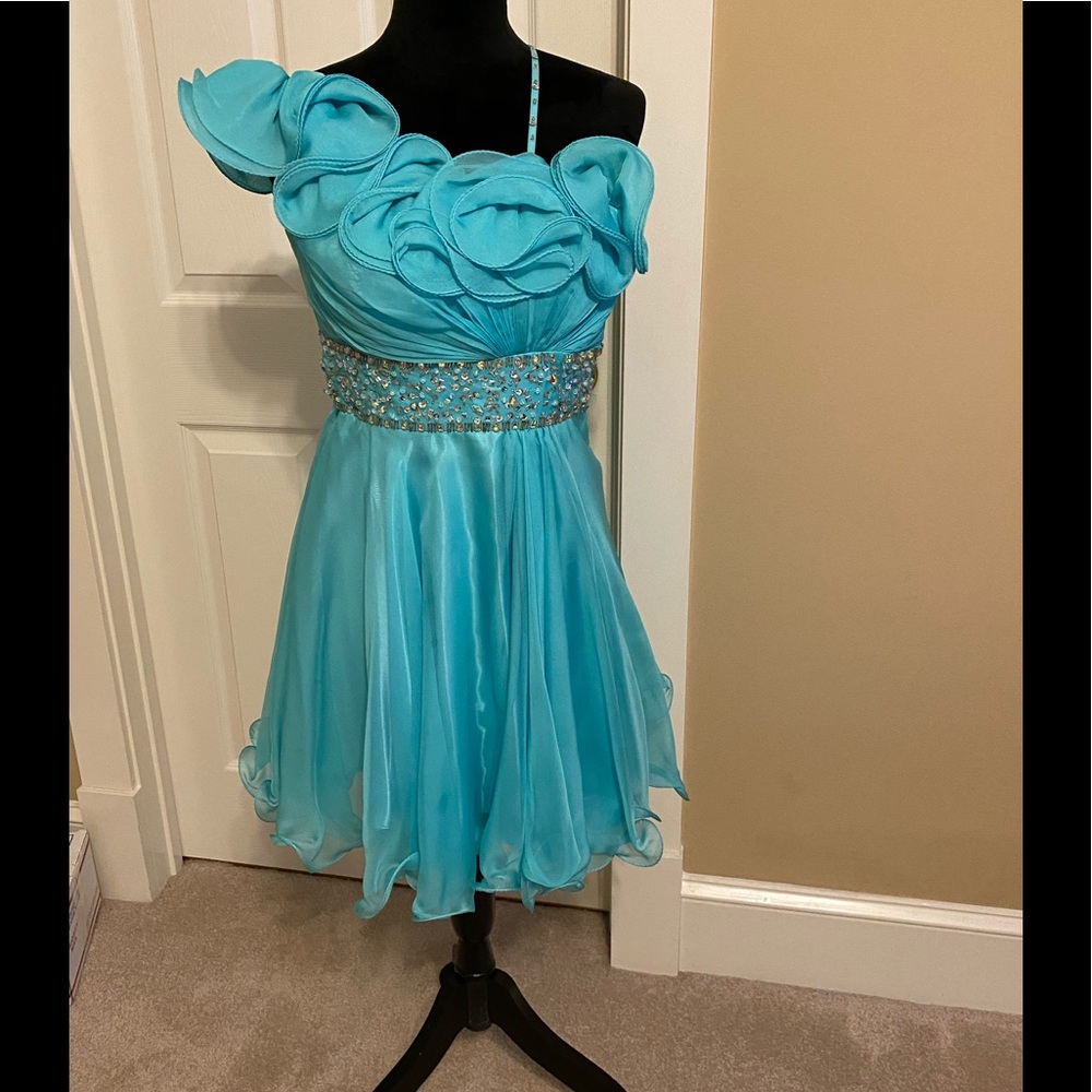 Mac Douggal evening / padgent dress